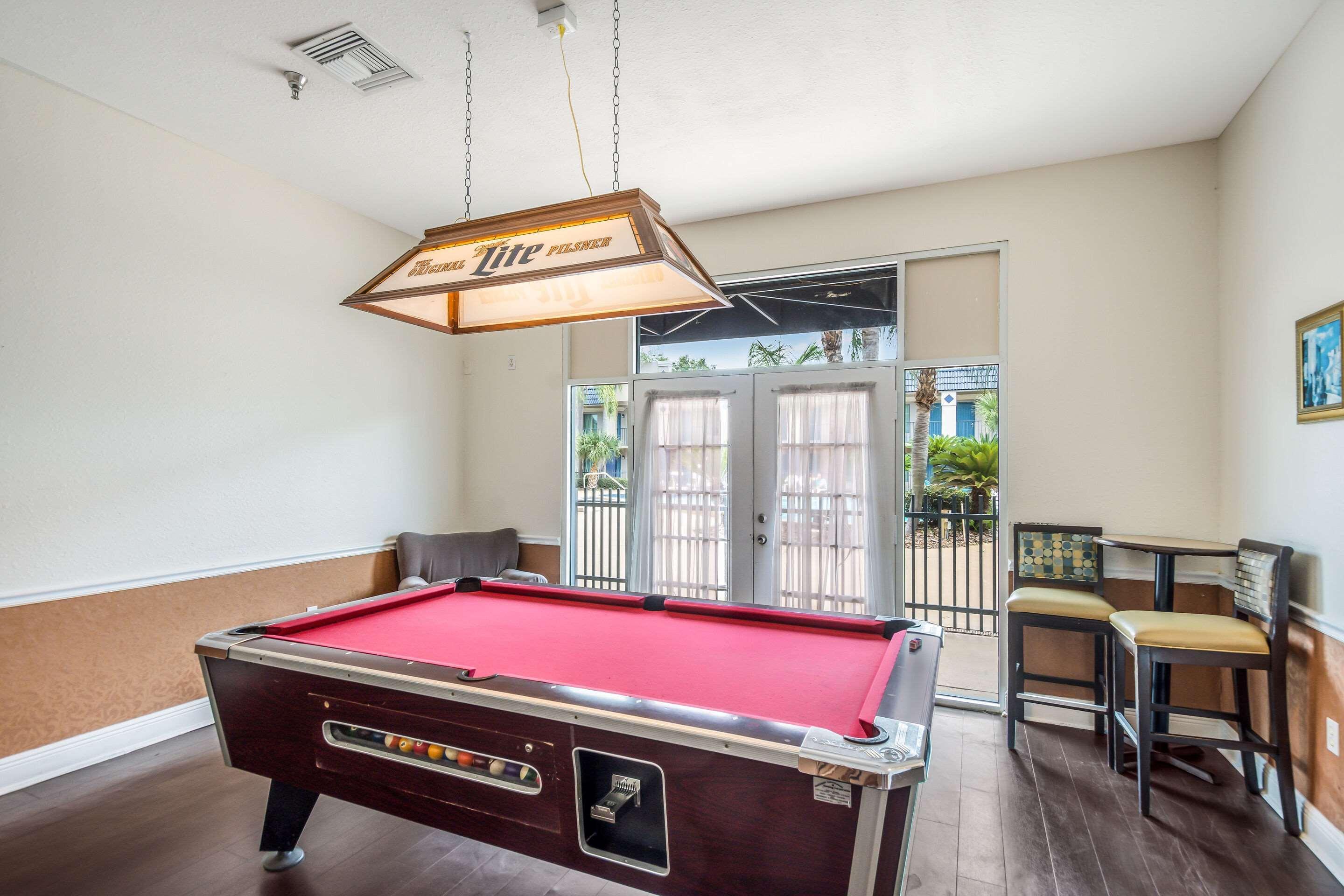 Clarion Inn & Suites Central Clearwater Beach Eksteriør billede